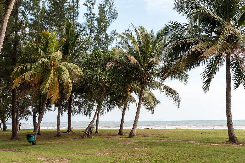 Nusantara Mattwaddien M.S Kota Kinabalu Luaran gambar